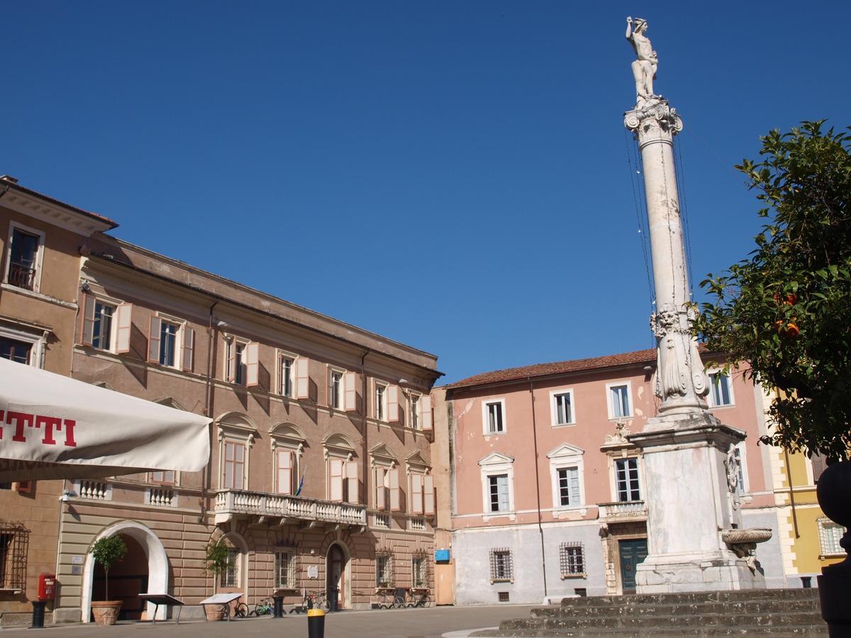Palazzo Nizza Hostel Massa (Tuscany)