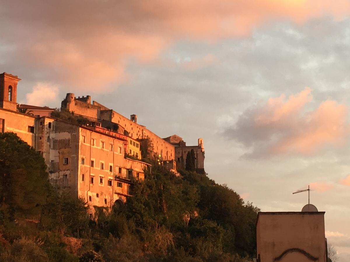 Hostal Palazzo Nizza *